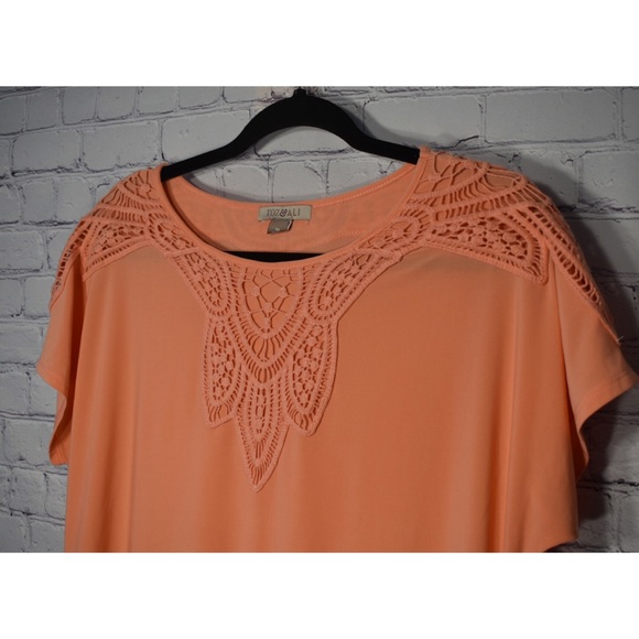 Blouse - Picture 3 of 6